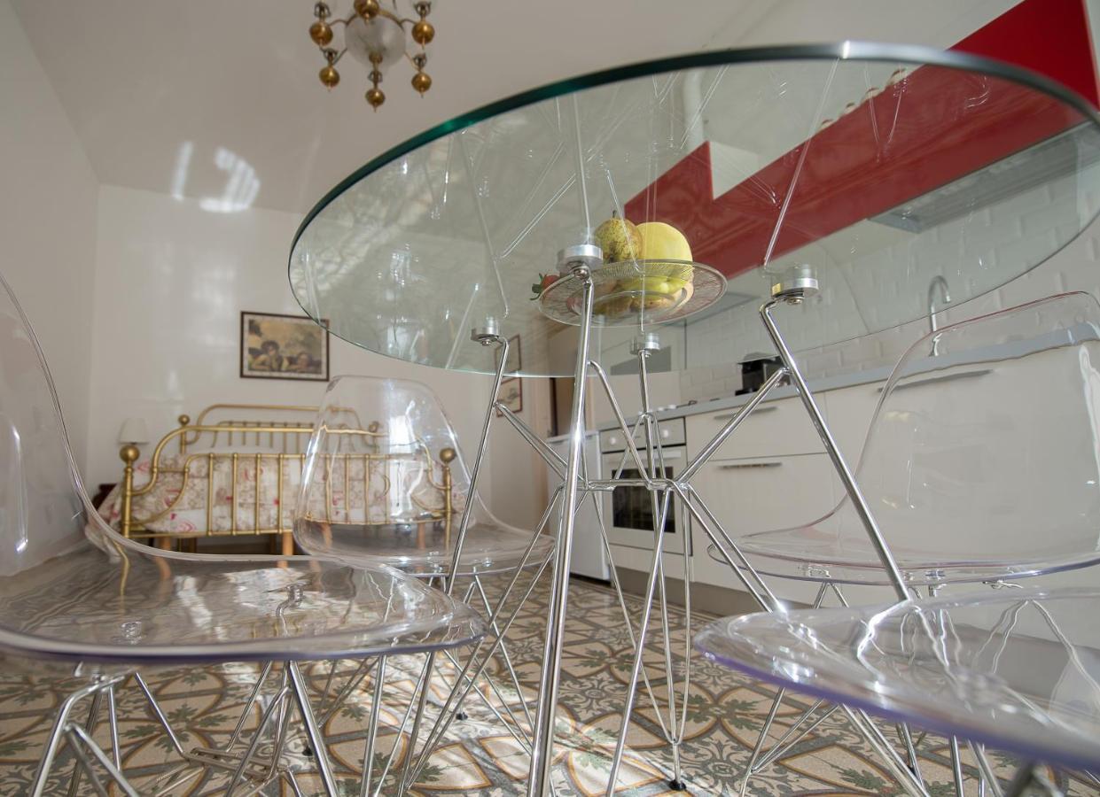 Ai Cappuccini Guest House Ноикатаро Екстериор снимка