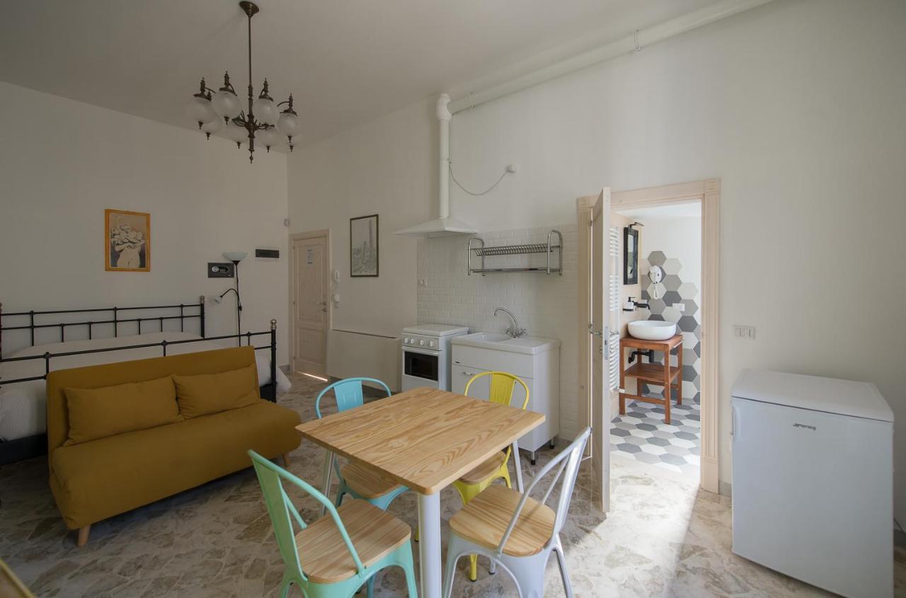 Ai Cappuccini Guest House Ноикатаро Екстериор снимка