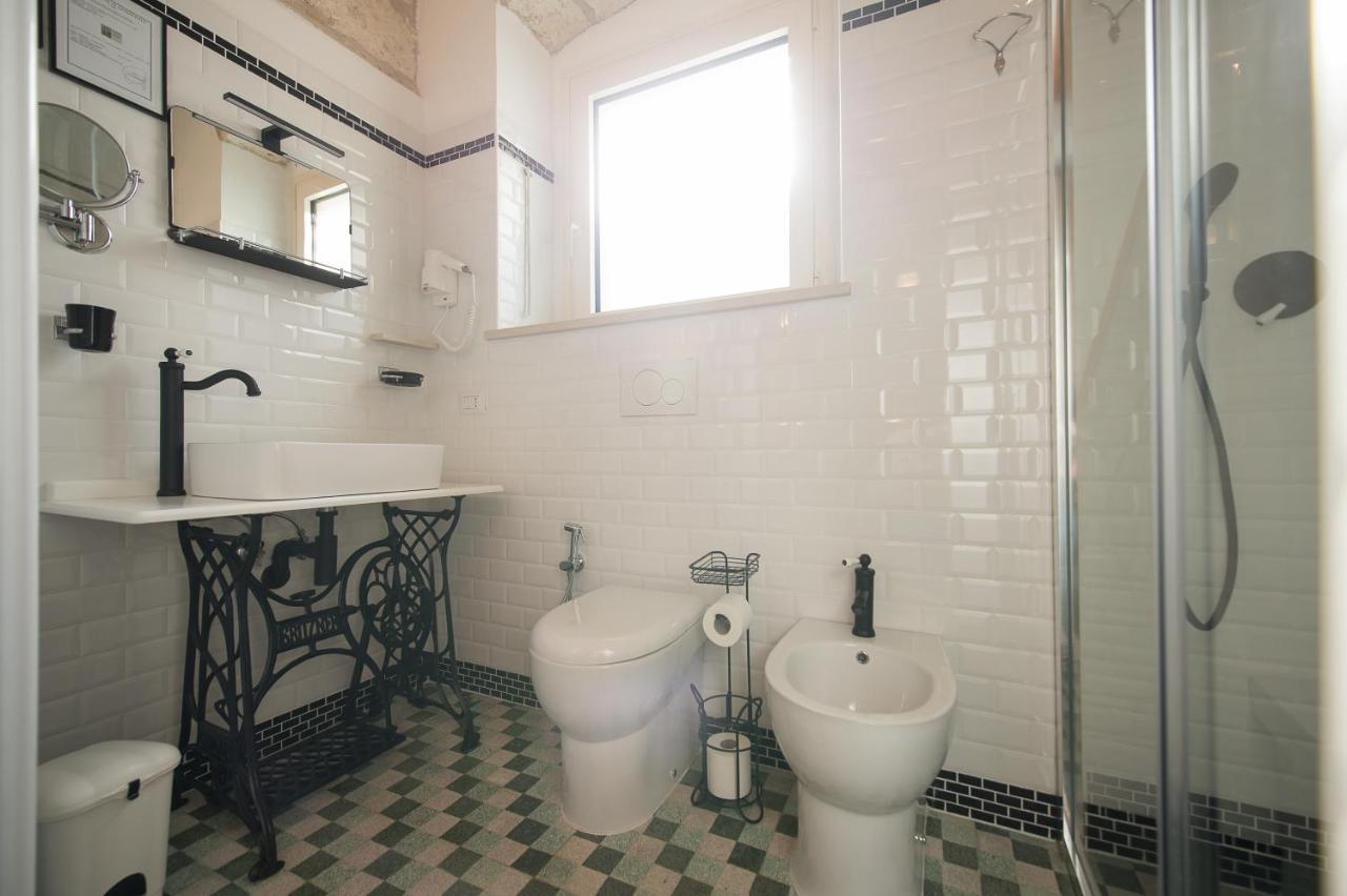 Ai Cappuccini Guest House Ноикатаро Екстериор снимка