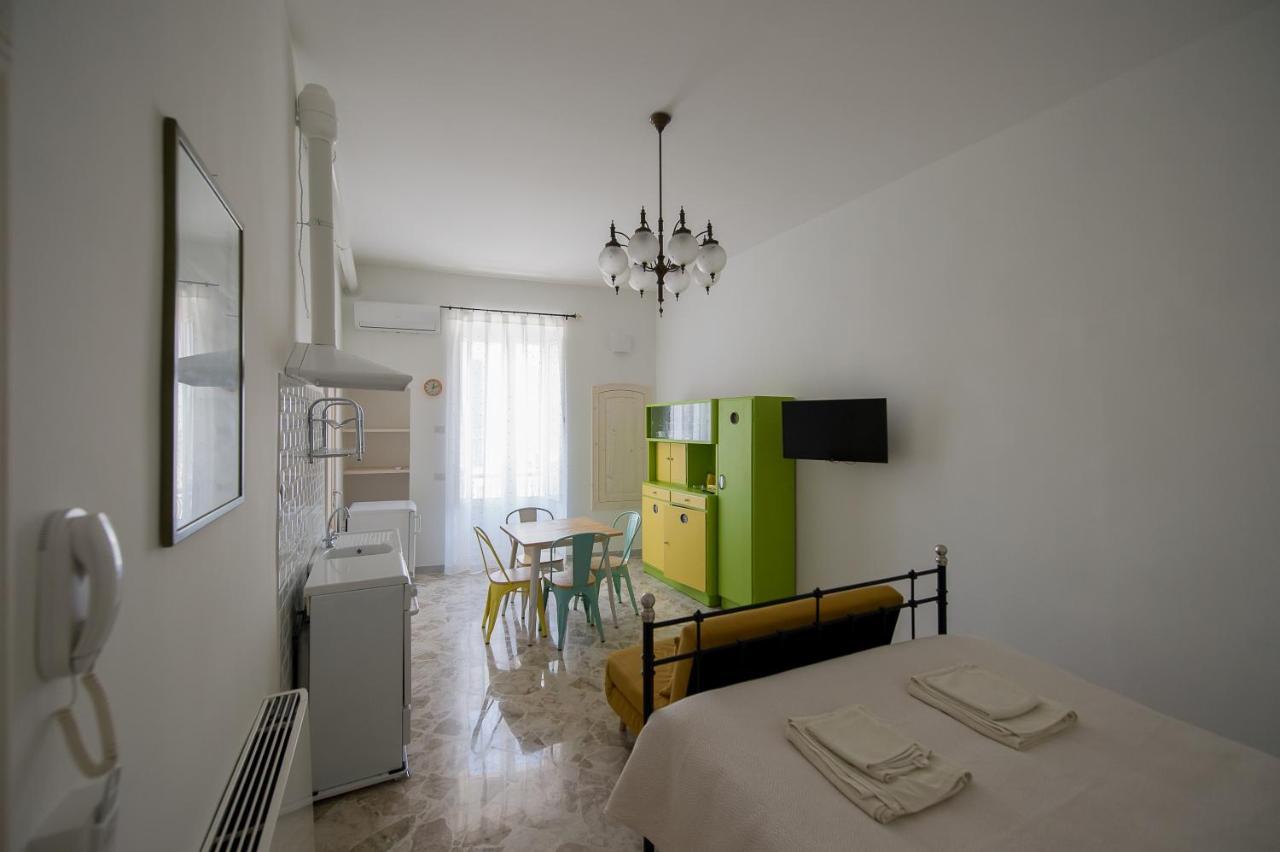 Ai Cappuccini Guest House Ноикатаро Екстериор снимка